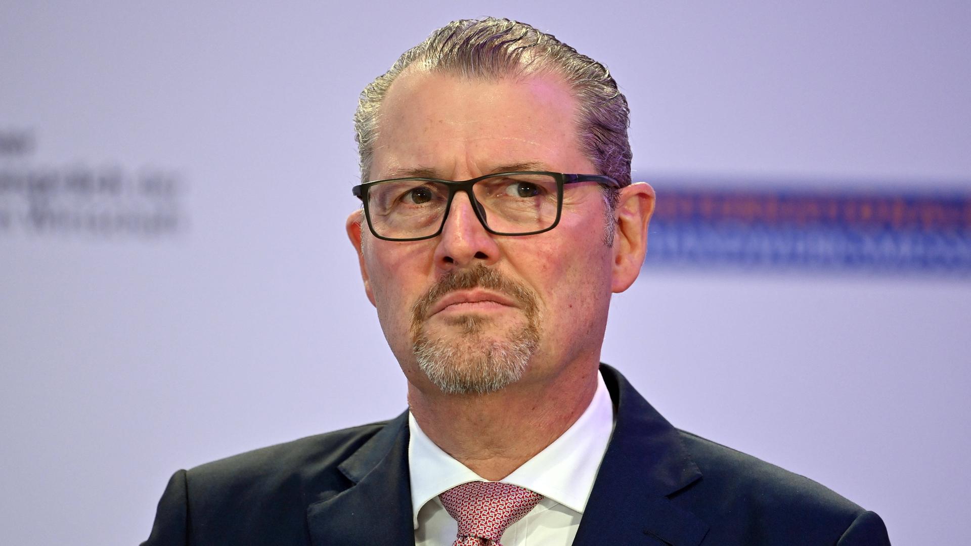 Arbeitgeberpräsident Rainer Dulger bei der Internationalen Handwerksmesse IHM 2023 im Porträt. Arbeitgeberpräsident Rainer Dulger bei der Internationalen Handwerksmesse IHM 2023 im Porträt.