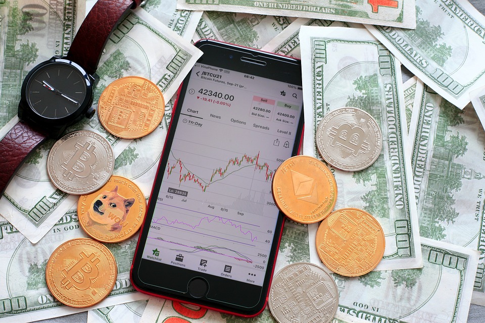 Fed-Entscheid treibt Dow Jones, S&amp;P 500 und Nasdaq an: Wall Street im Aufwind
