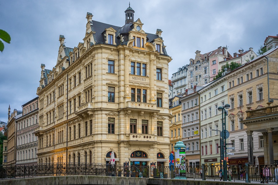 CDW-Aktie: Kurs steigt um 1,25 Prozent - CDW weiterhin besser als Gesamtmarkt