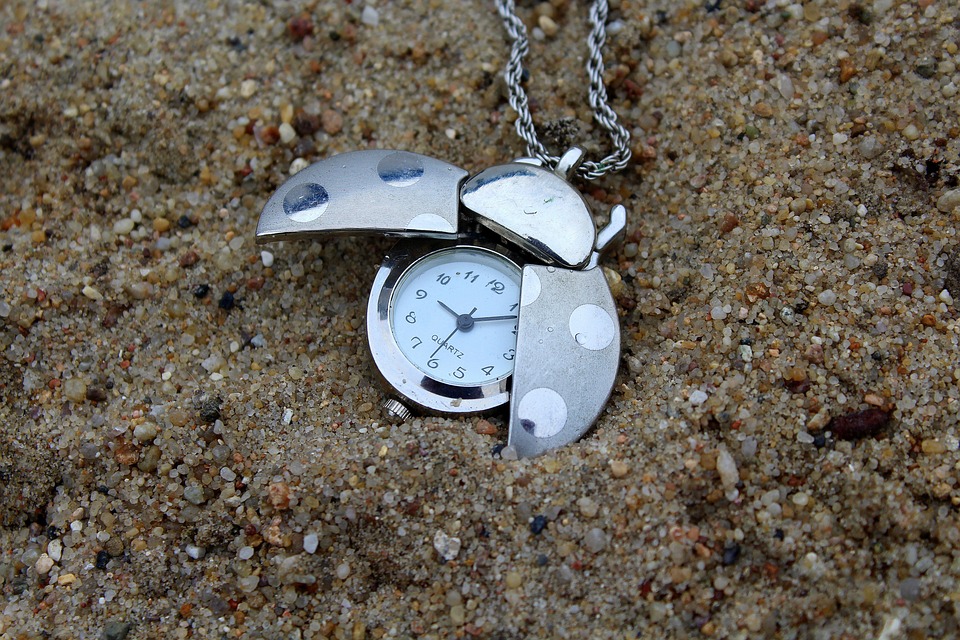 Investmentstrategien für Anfänger: Tipps vom Finanzexperten” - So legen Sie Ihr Geld erfolgreich an und minimieren Risiken!