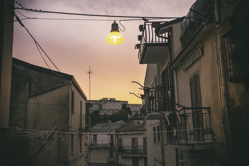 Finanzexperte warnt: Einbruch im Kreis Viersen - Wie man sich finanziell absichern kann.