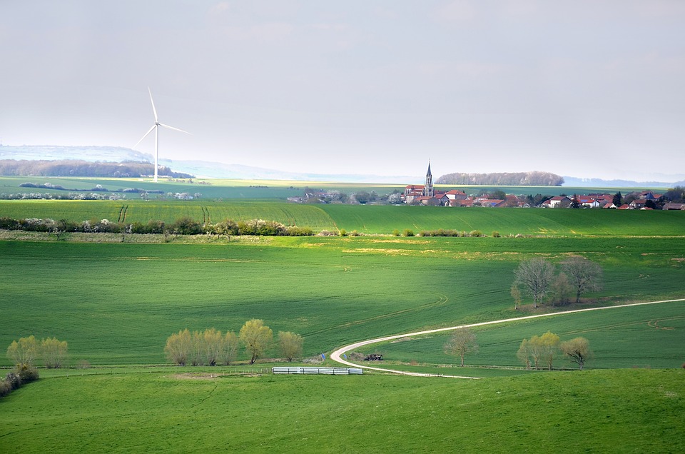 Nachhaltige Aktien nach dem Crash: Chancen für Tomra Systems und Enphase Energy