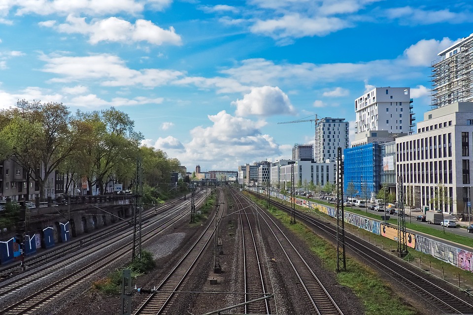 Neubauten treiben weiterhin die Immobilienpreise - Einblicke eines Finanzexperten