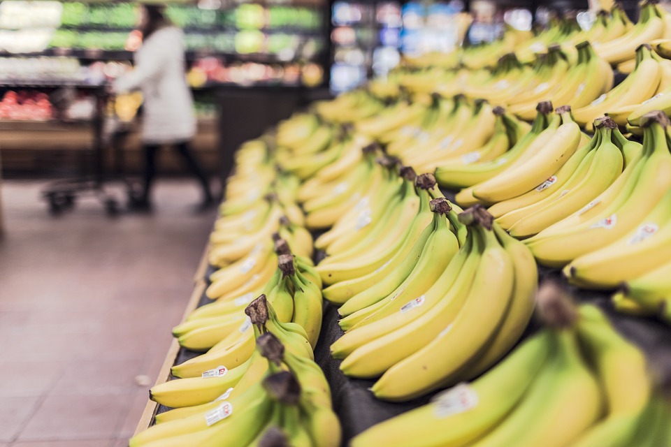 Shrinkflation und Skimpflation: Wie Sie Mogelpackungen im Supermarkt erkennen und Geld sparen