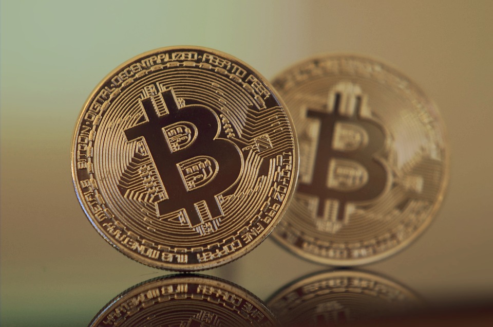 Bitcoin &amp; Co.: Kursentwicklungen am Nachmittag - Bitcoin im Minus, Ethereum im Plus.