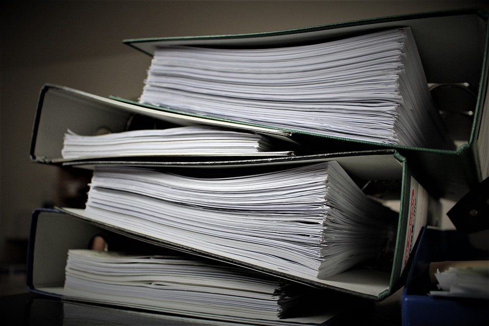 Fachkräftemangel in der IT: Bürokratie und fehlende Regulierung bremsen das digitale Deutschland aus.