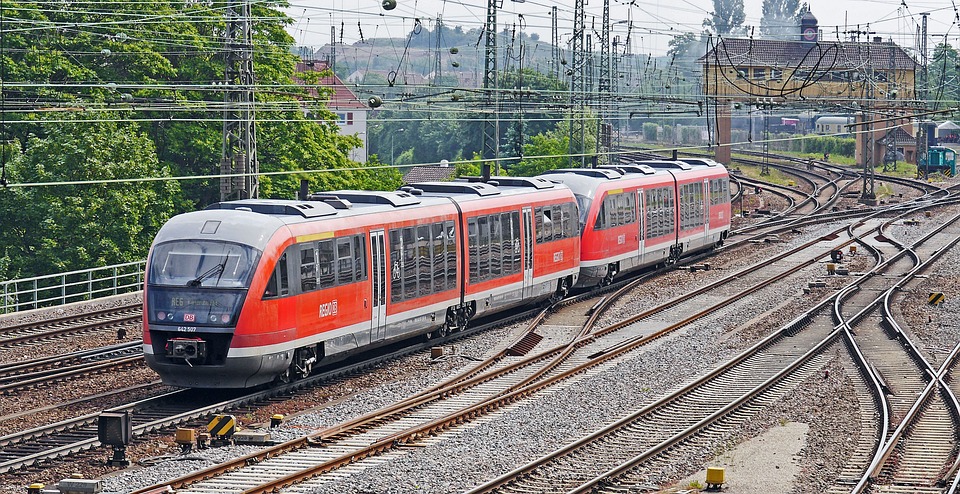 Siemens Energy: S&amp;P bestätigt Bonitätsnote BBB und negativen Ausblick - Finanzexperte analysiert Verkaufsstrategie und Kreditwürdigkeit