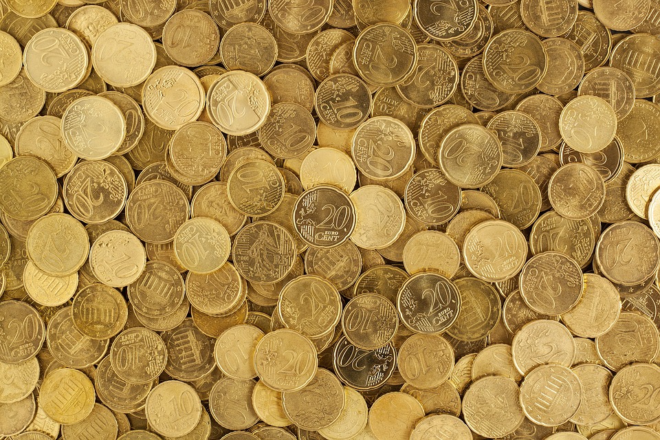 Europäische Großbanken verlassen globale Klima-Initiative - Auswirkungen auf Investitionen in fossile Brennstoffe