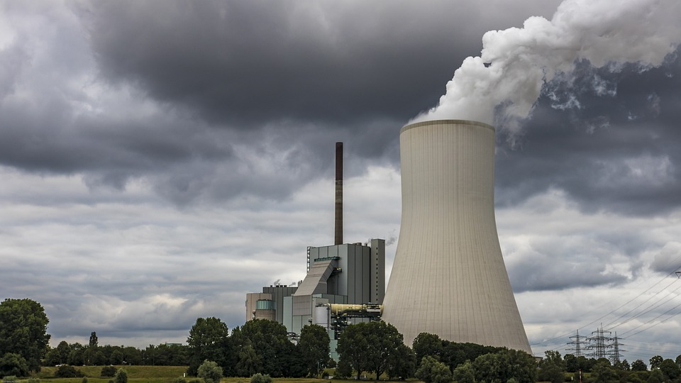 General Electric Aktie: Aktuelle Kursbewegung und Unternehmensprofil - Finanzexperte analysiert