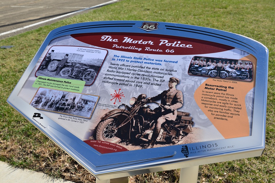 Finanzexperte gibt 8 wichtige Finanztipps zum Jahresausklang - so sparen Sie bis Silvester ordentlich Geld.