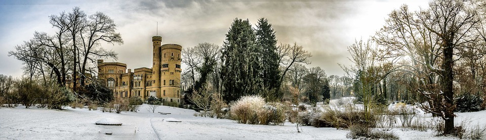 Deutschlands Inseln verscherbeln? Panagiotis Lafazanis rät zum Verkauf, doch Insel-Makler Farhad Vladi warnt vor Notverkäufen.