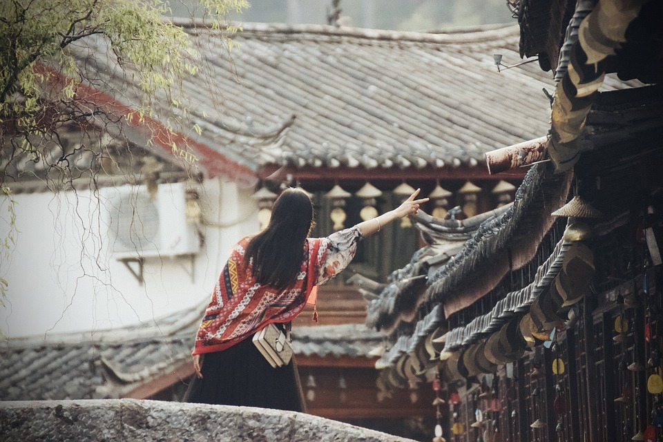 China Overseas Land &amp; Investment Aktie mit Anstieg von 2,81 Prozent - Finanzexperte analysiert