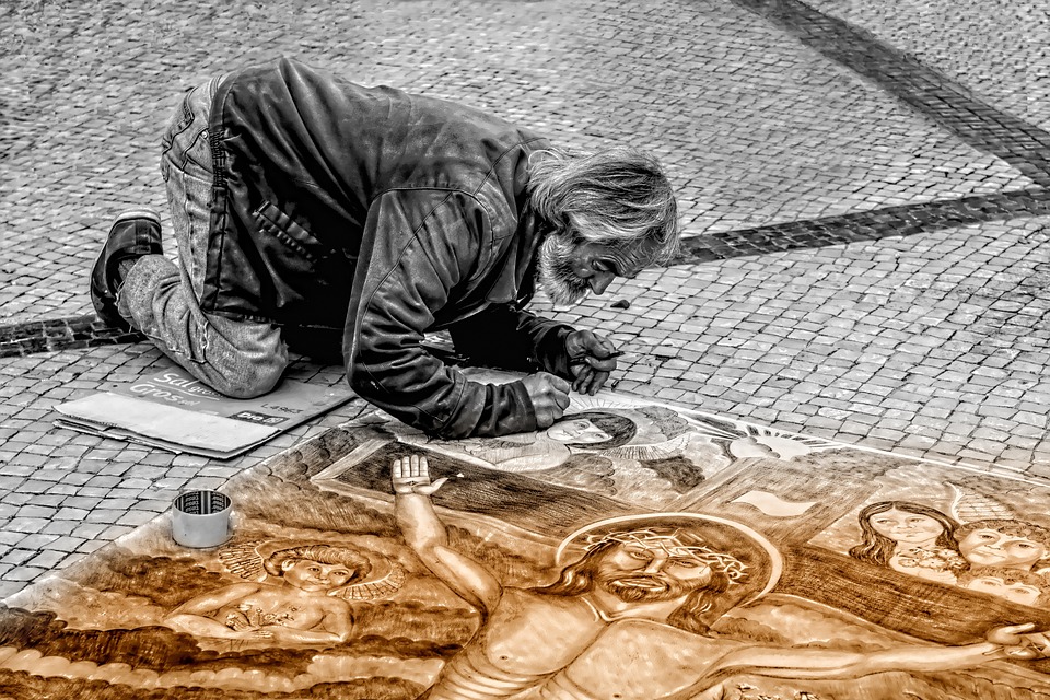 Jesus Aladag plant mit Sohn Dominic ein Sozialkaufhaus zu eröffnen - ein weiteres Beispiel seines erfolgreichen Immobilien-Engagements.