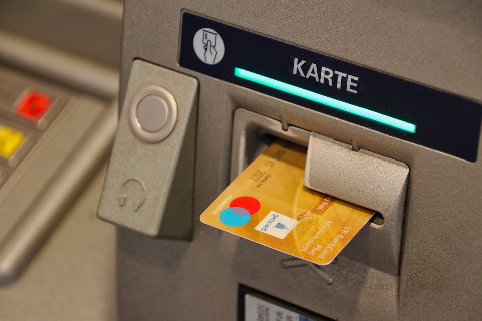 Dispokredit und Überziehung: Finanzexperte warnt vor dauerhafter Belastung