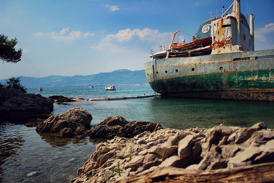 Eurokurs gesunken: Schwache Konjunkturdaten belasten - Experten erwarten vorsichtige Anlegerhaltung.