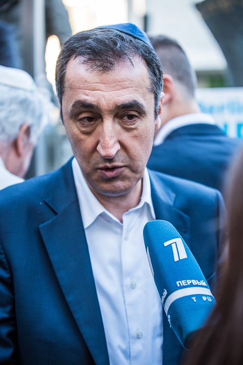 Özdemir kritisiert Kommunikation der Ampelregierung scharf und ruft zur weiteren Unterstützung der Landwirte auf