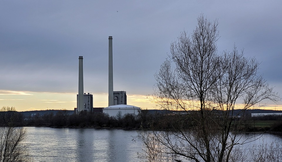 Finanzexperte prangert 60-Milliarden-Investition in Gaskraftwerke an - was steckt hinter der Energiepolitik von Herrn Müller?