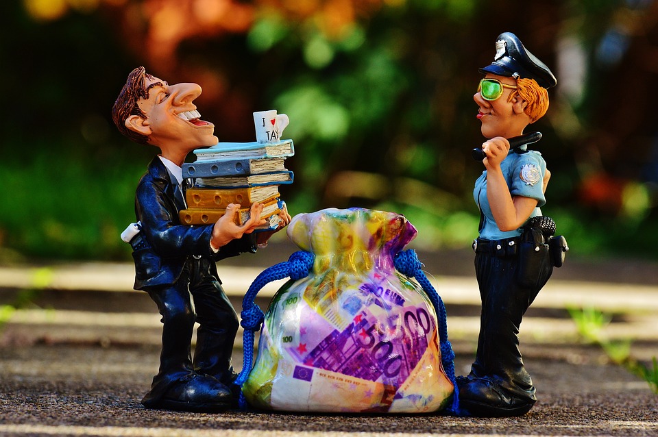 2023 Steuererklärung: Regelungen für Steuerminderung! Grundfreibetrag, Kinder- und Ausbildungsfreibeträge, Homeoffice &amp; mehr. Fristen beachten!