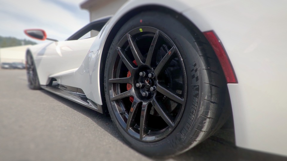 Kfz-Versicherungen werden teurer: Mit Rabatten am Ende des Jahres Geld sparen