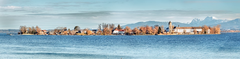 Finanzexperte enthüllt: Frauen aus Südosteuropa ohne Schwangerschaftsversicherung in Duisburg