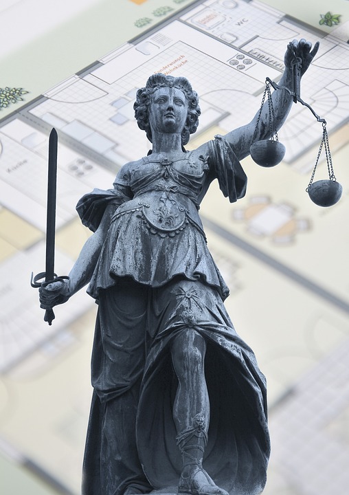 Wohnrecht im Grundbuch eintragen lassen - warum es ratsam ist