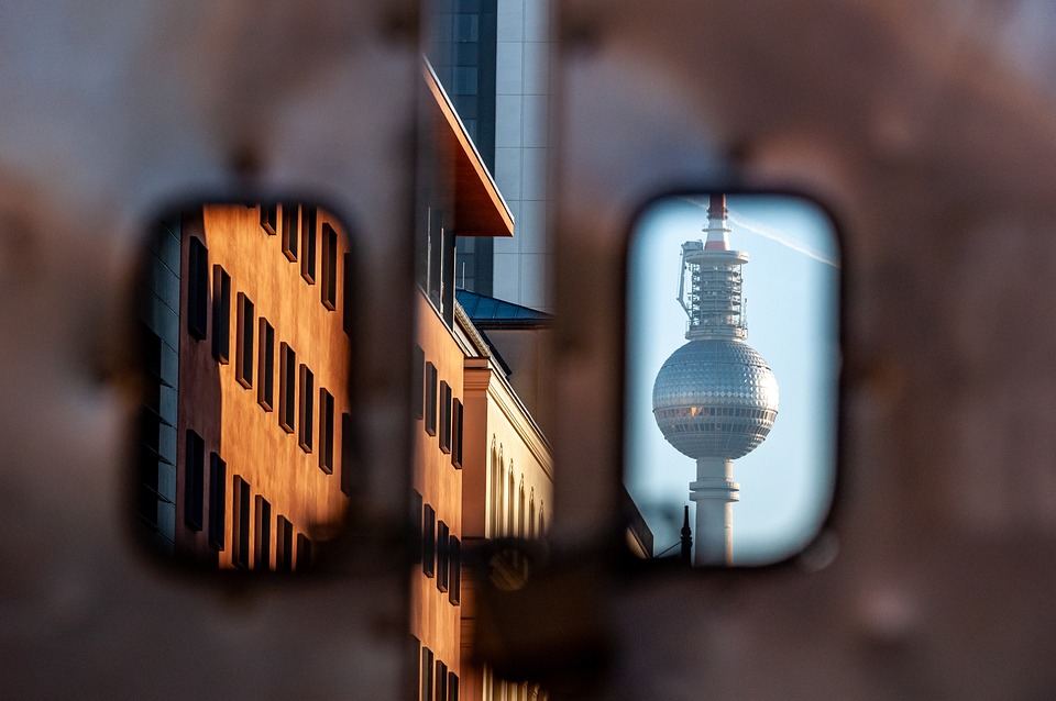 Berlin Sparkasse muss Kunden Geld zurückzahlen - Verbraucherzentrale siegt