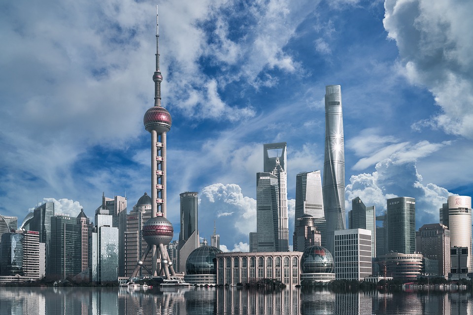 China und Hongkong Börsen: Country Garden stürzt ab, Xiaomi steigt