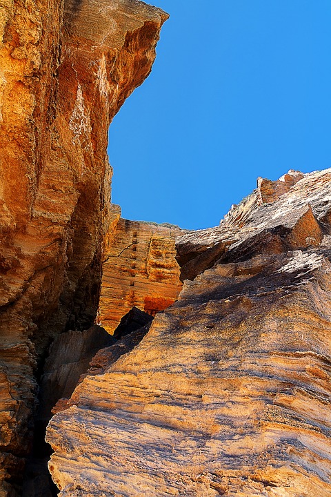 Corona-Krise: Wie wirkt sich die Pandemie auf die Wirtschaft aus?