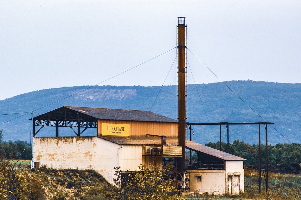 Übernahme-Gerüchte bei L Occitane: Aktien im Fokus