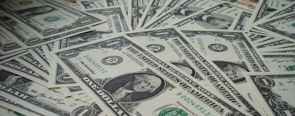 Kommt 2025 der Dollar-Crash? Experte warnt vor Wirtschaftskrise!